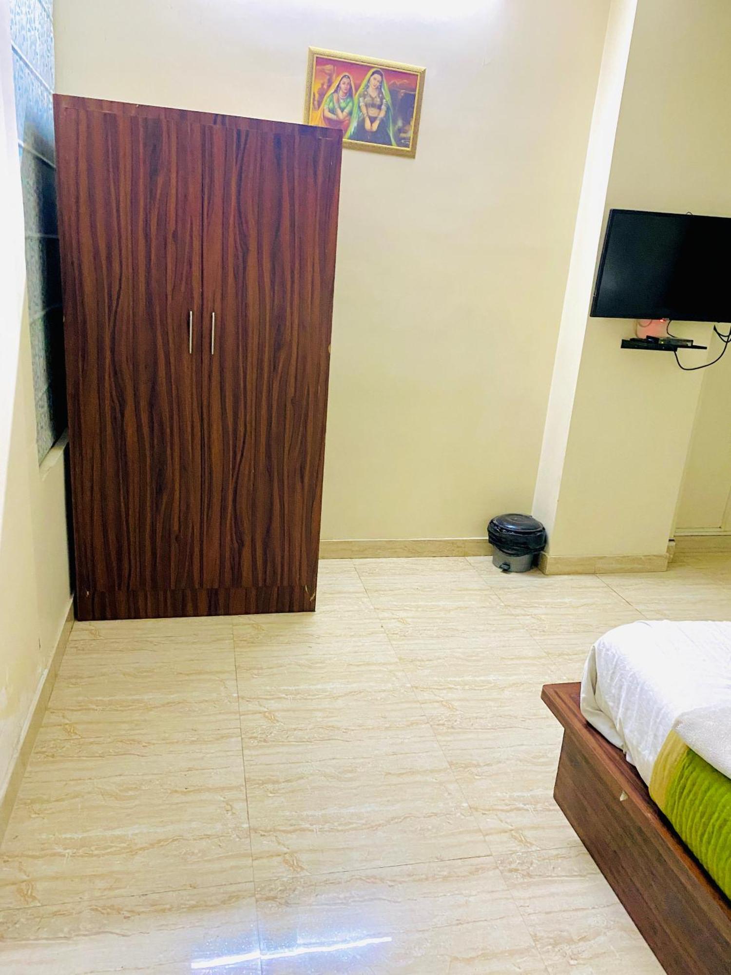 Hotel Mock Orange Джайпур Екстериор снимка