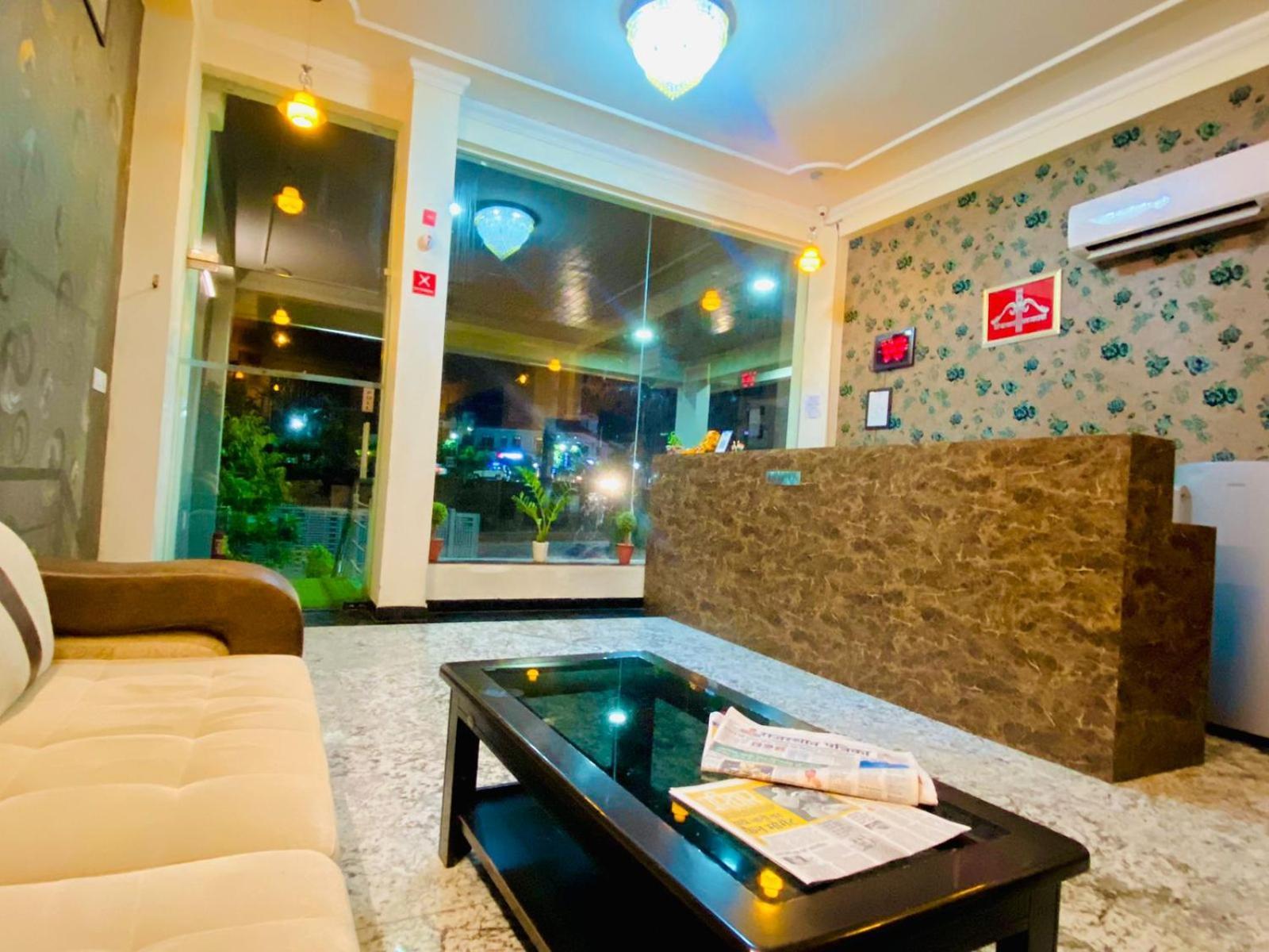 Hotel Mock Orange Джайпур Екстериор снимка