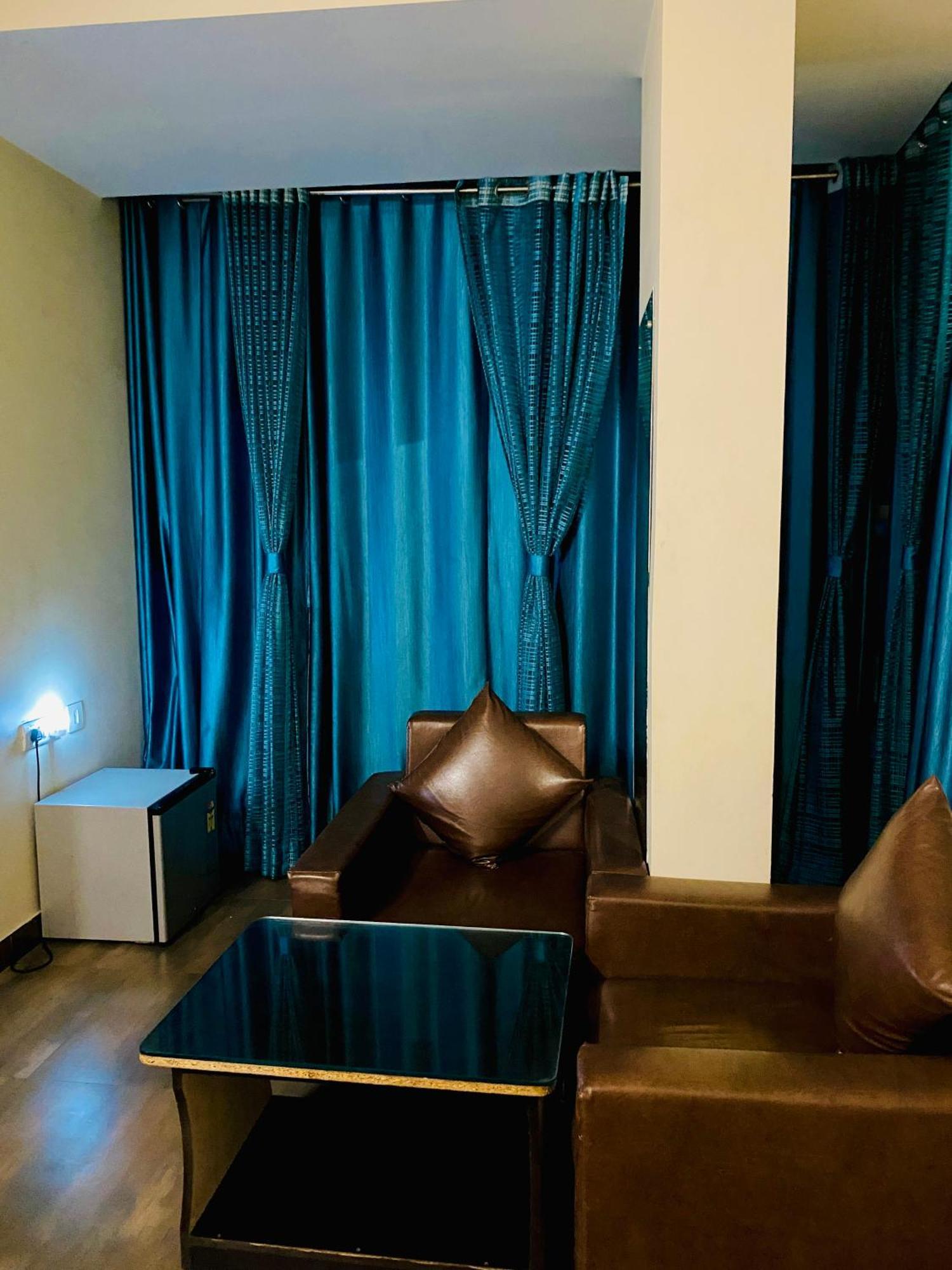 Hotel Mock Orange Джайпур Екстериор снимка