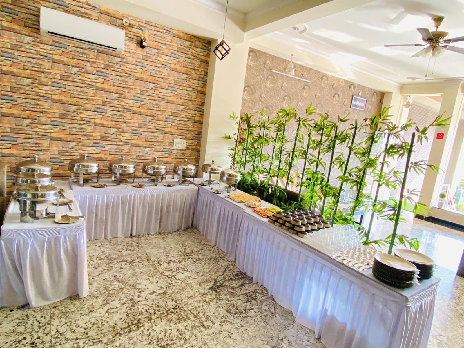 Hotel Mock Orange Джайпур Екстериор снимка