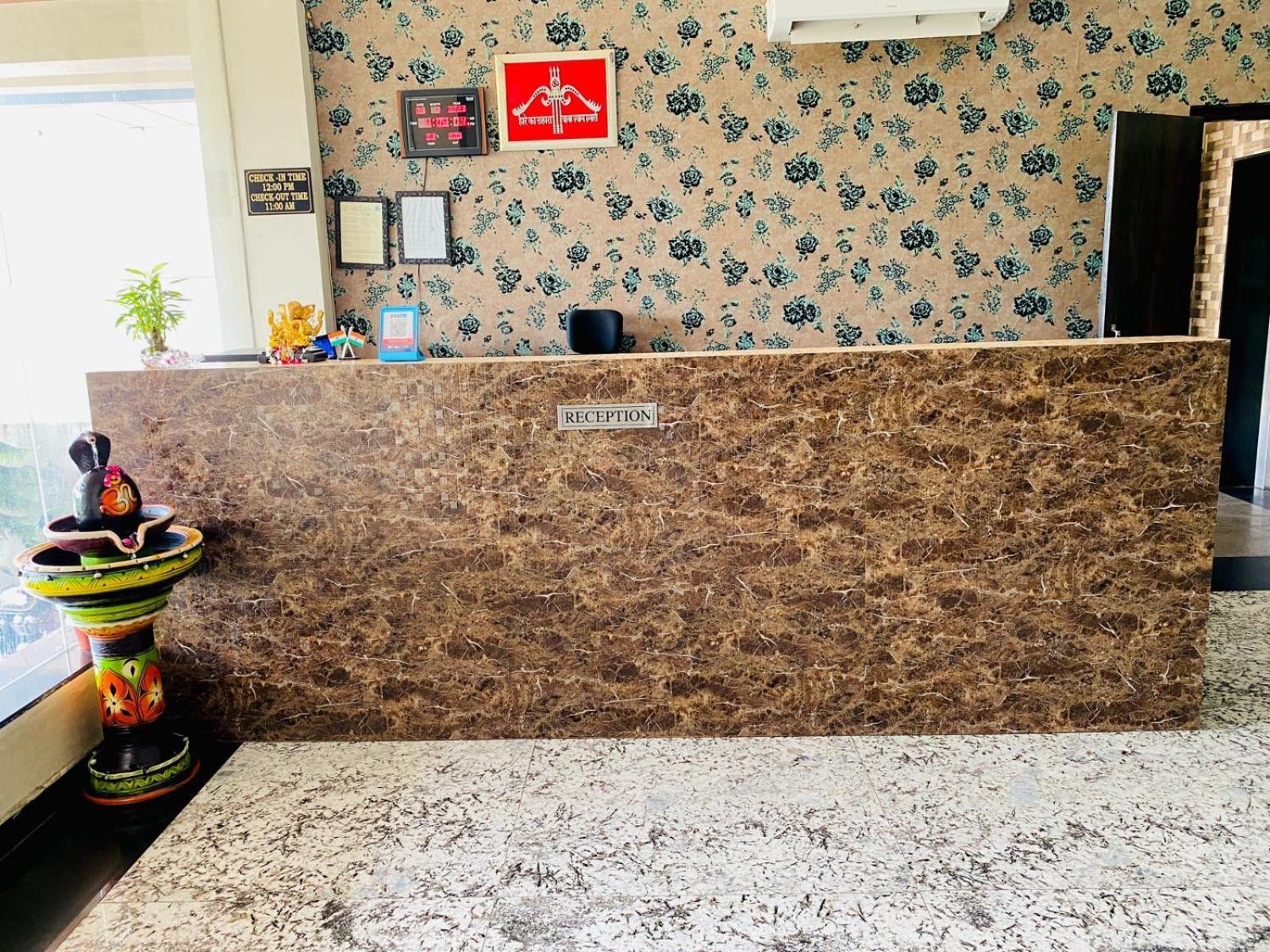 Hotel Mock Orange Джайпур Екстериор снимка